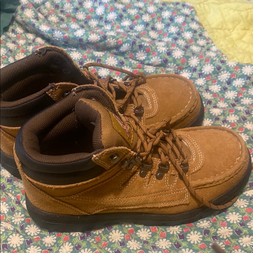 Mens 7 1/2 Women’s 9 1/2 work boots